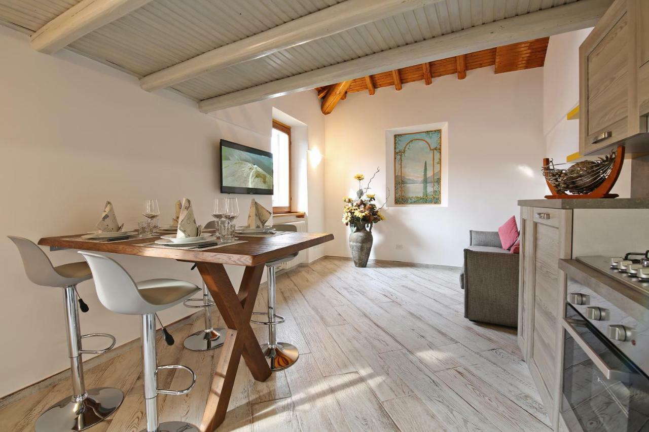 Appartamento Luxury Loft Беладжо Екстериор снимка